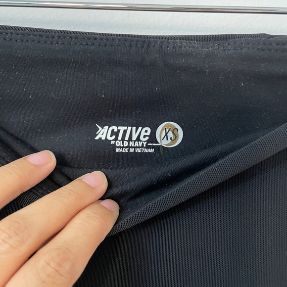 Old Navy gym/ yoga pants - Picture 8 of 14